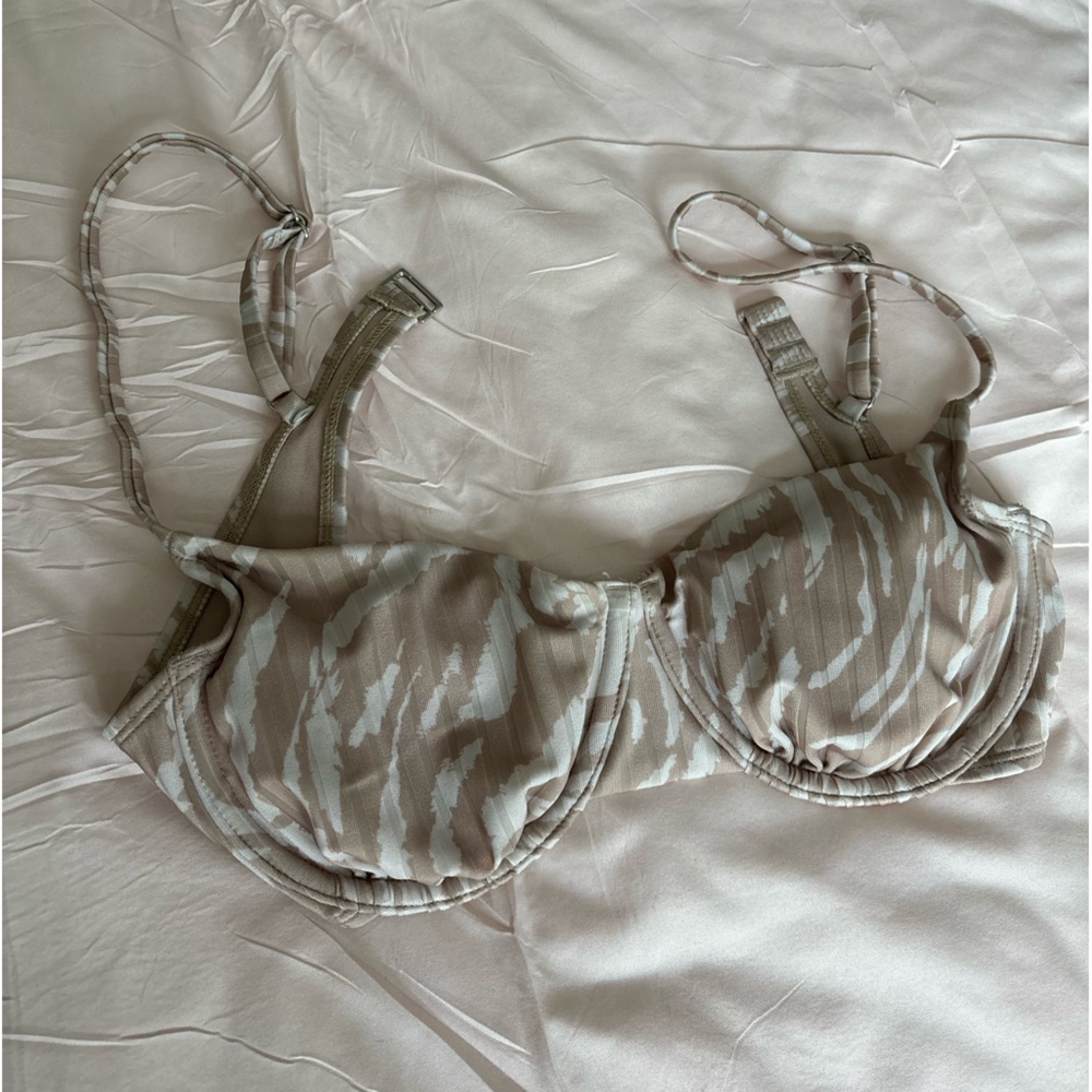 Light brown and white top bikini